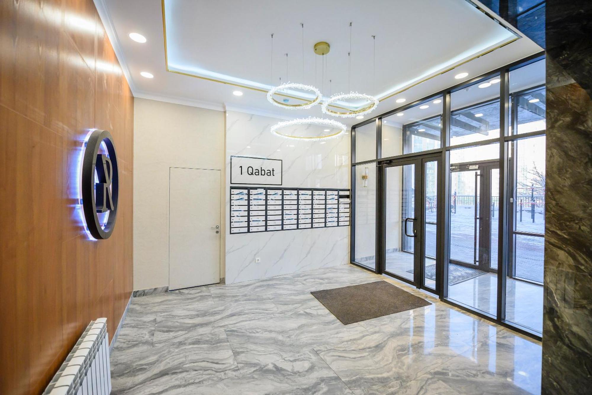 5 New Business-Class Apartments R-House Near Mega Almaty Exterior foto